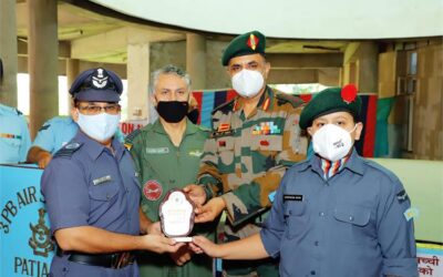 NCC (Air Wing) cadets from PPS lift quiz trophy